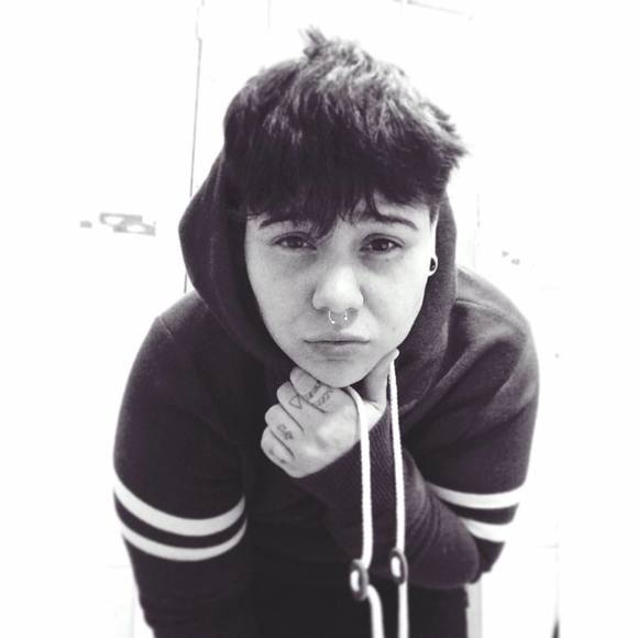 Meet your Posher, Mooksz - Picture 1 of 1